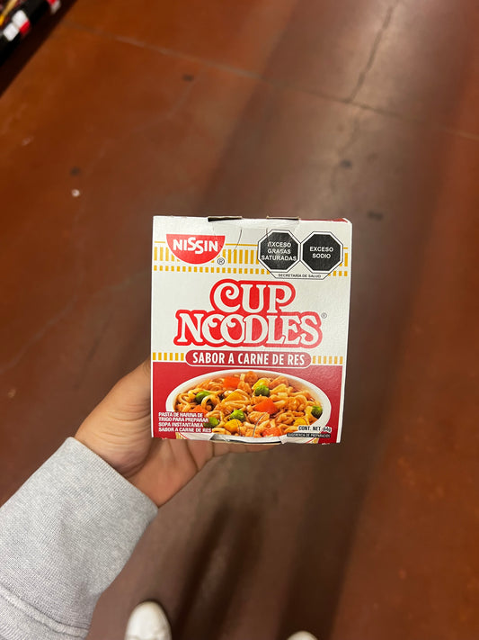 Nissin Cup Noodles Sabor a Carne De Res
